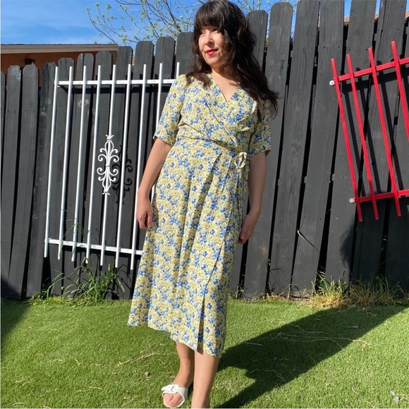 A.P.C. APC Mathilda Floral Midi Dress Dab Jaune Clair Blue Yellow Faux Wrap US 6 - Picture 5 of 16